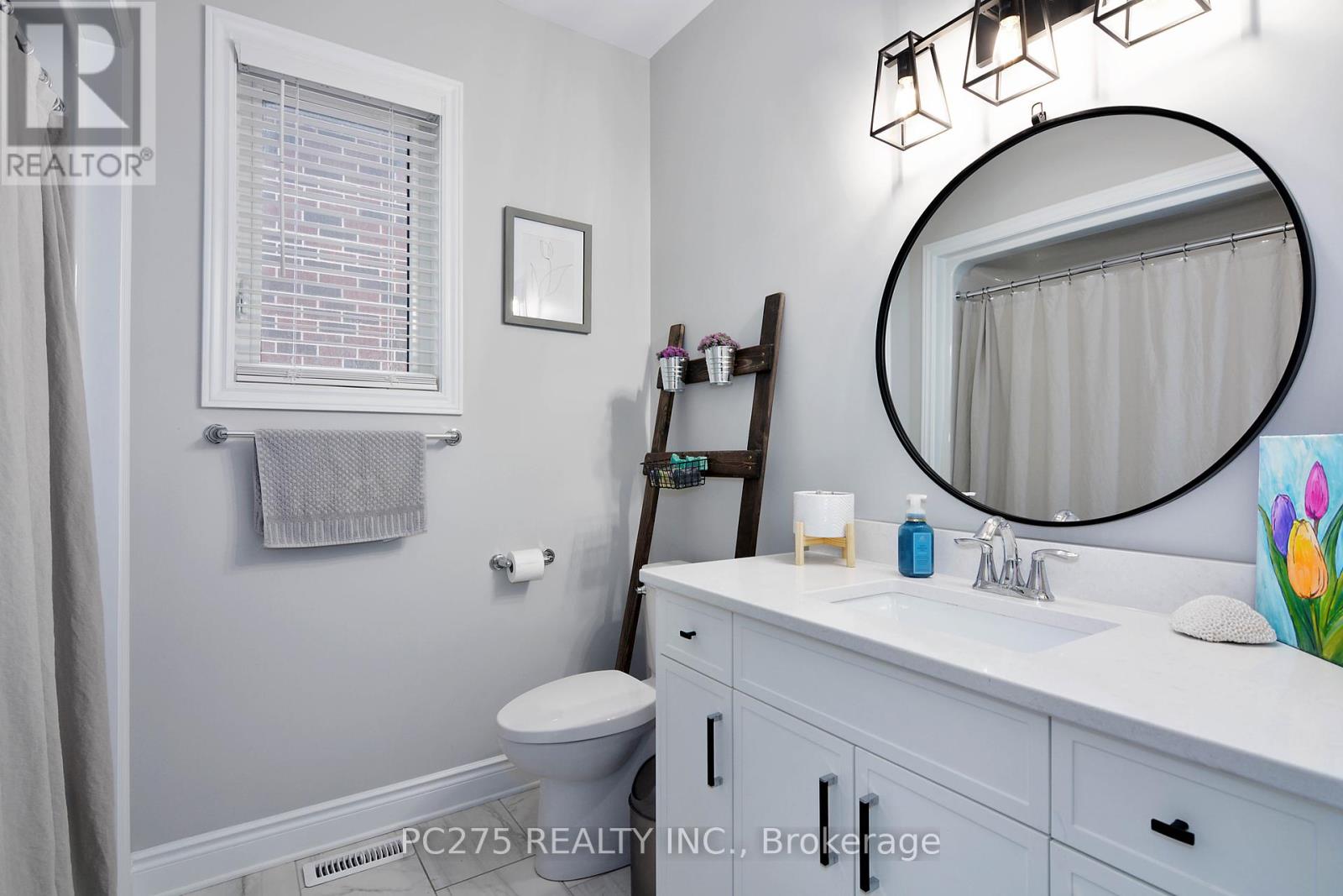 10 - 2022 Upperpoint Boulevard, London South, Ontario  N6K 4M9 - Photo 22 - X12038409