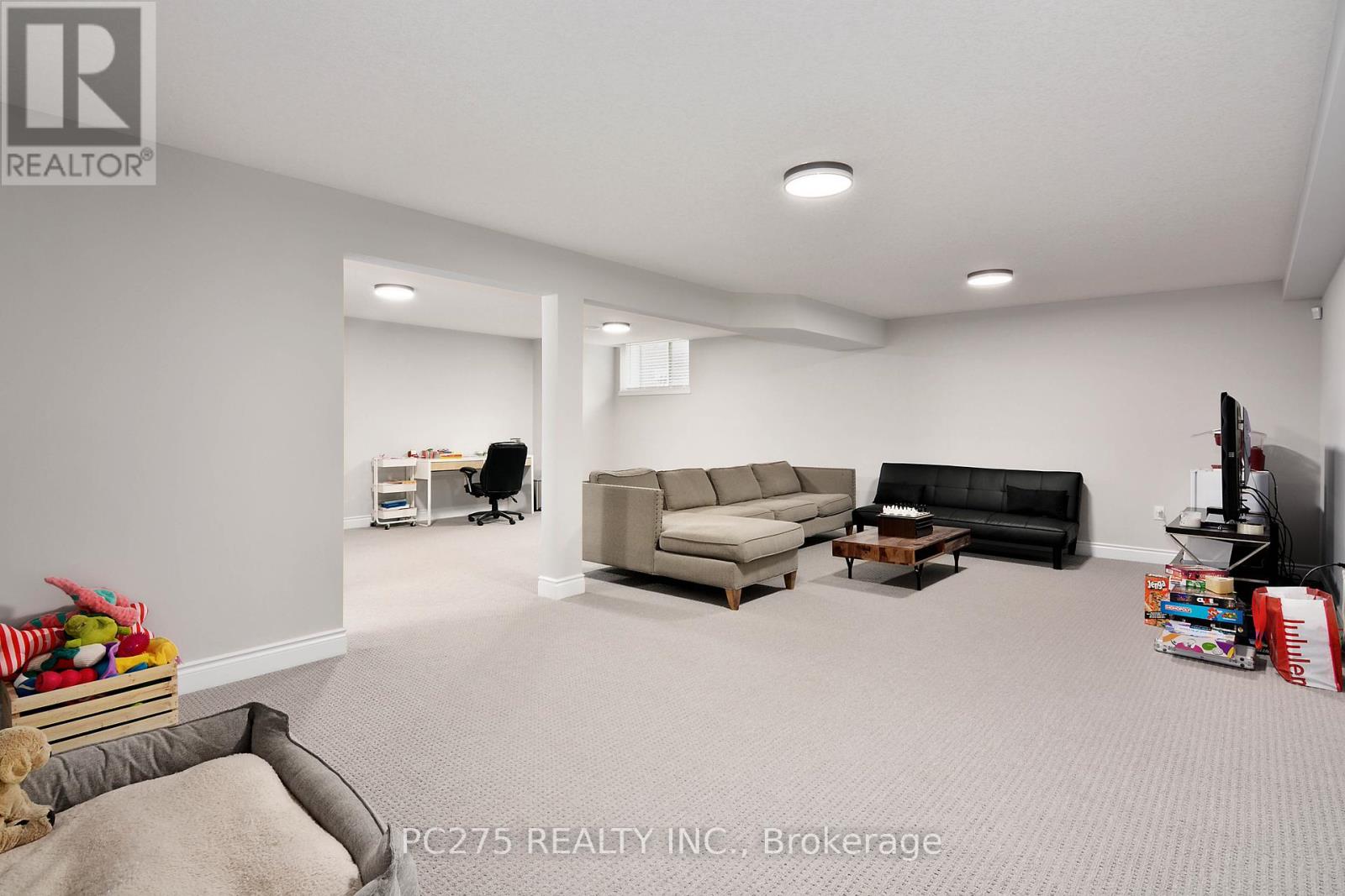 10 - 2022 Upperpoint Boulevard, London South, Ontario  N6K 4M9 - Photo 28 - X12038409