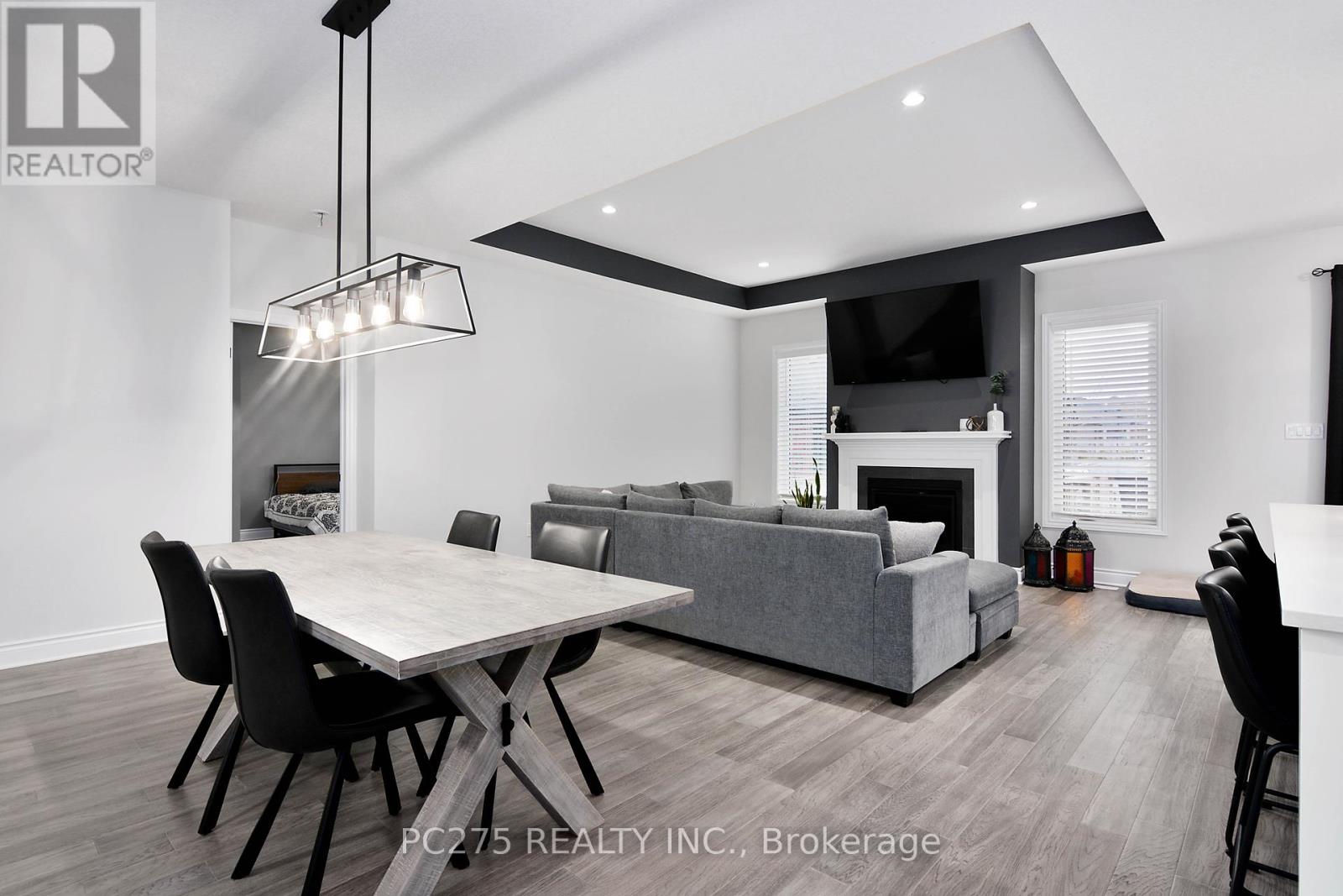 10 - 2022 Upperpoint Boulevard, London South, Ontario  N6K 4M9 - Photo 9 - X12038409