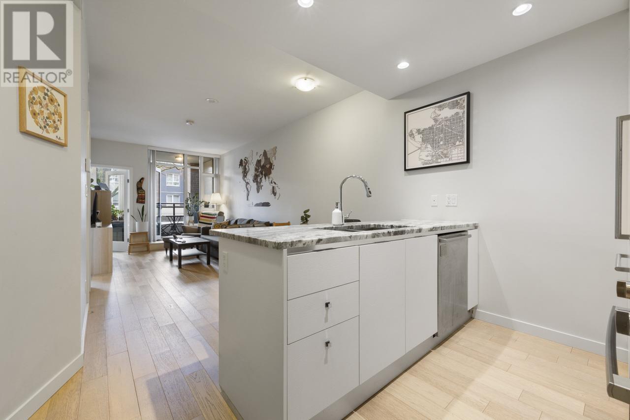 311 2033 W 10th Avenue, Vancouver, British Columbia  V6J 0H1 - Photo 8 - R2981148