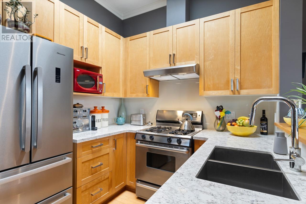 407 1858 W 5th Avenue, Vancouver, British Columbia  V6J 1P3 - Photo 2 - R2981186