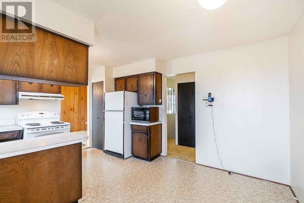 4755 Harley Court, Burnaby, British Columbia  V5H 1M9 - Photo 12 - R2981184