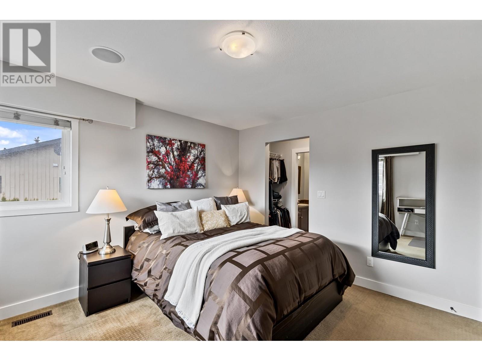 21201 Mccallum Court, Maple Ridge, British Columbia  V4R 2L9 - Photo 28 - R2981187