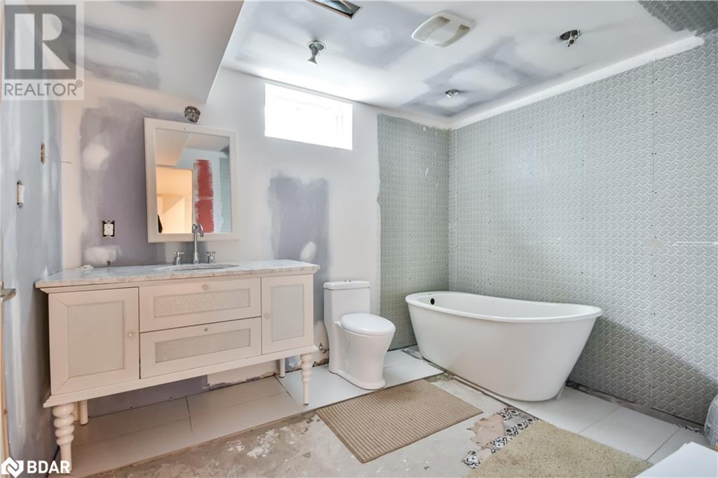 49 Athabaska Road, Barrie, Ontario  L4N 8E8 - Photo 19 - 40709483