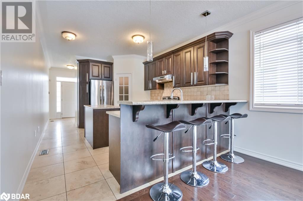 49 Athabaska Road, Barrie, Ontario  L4N 8E8 - Photo 8 - 40709483