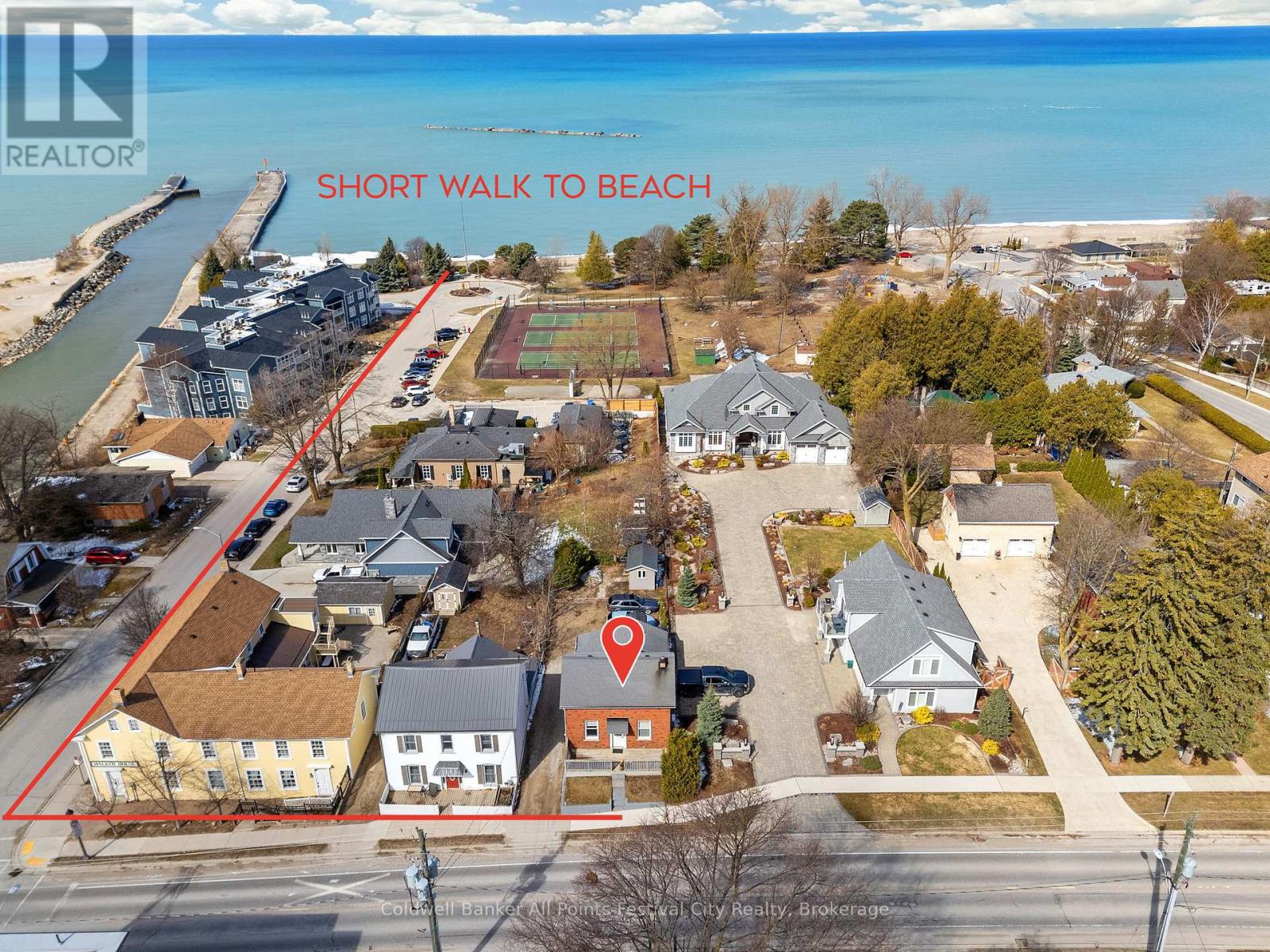 792 Huron Terrace, Kincardine, Ontario  N2Z 2Y1 - Photo 2 - X12038443