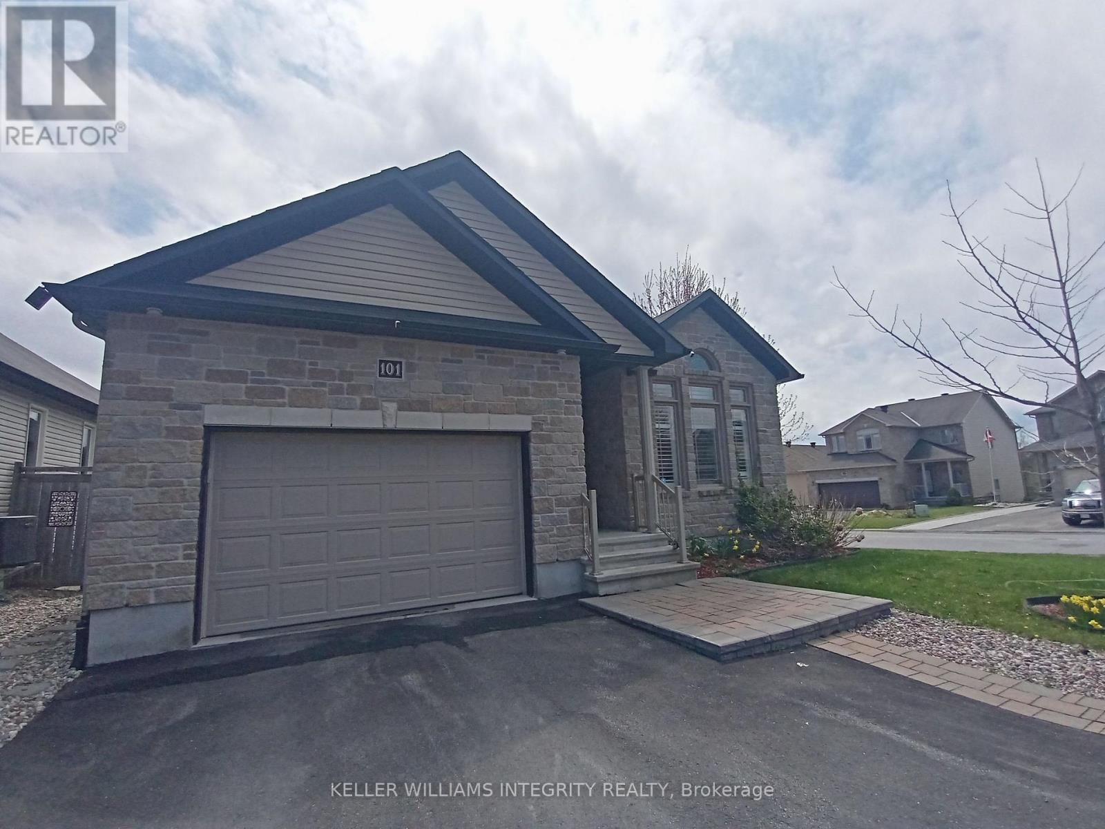 101 Thivierge Court, Clarence-Rockland, Ontario  K4K 0E7 - Photo 34 - X11969719