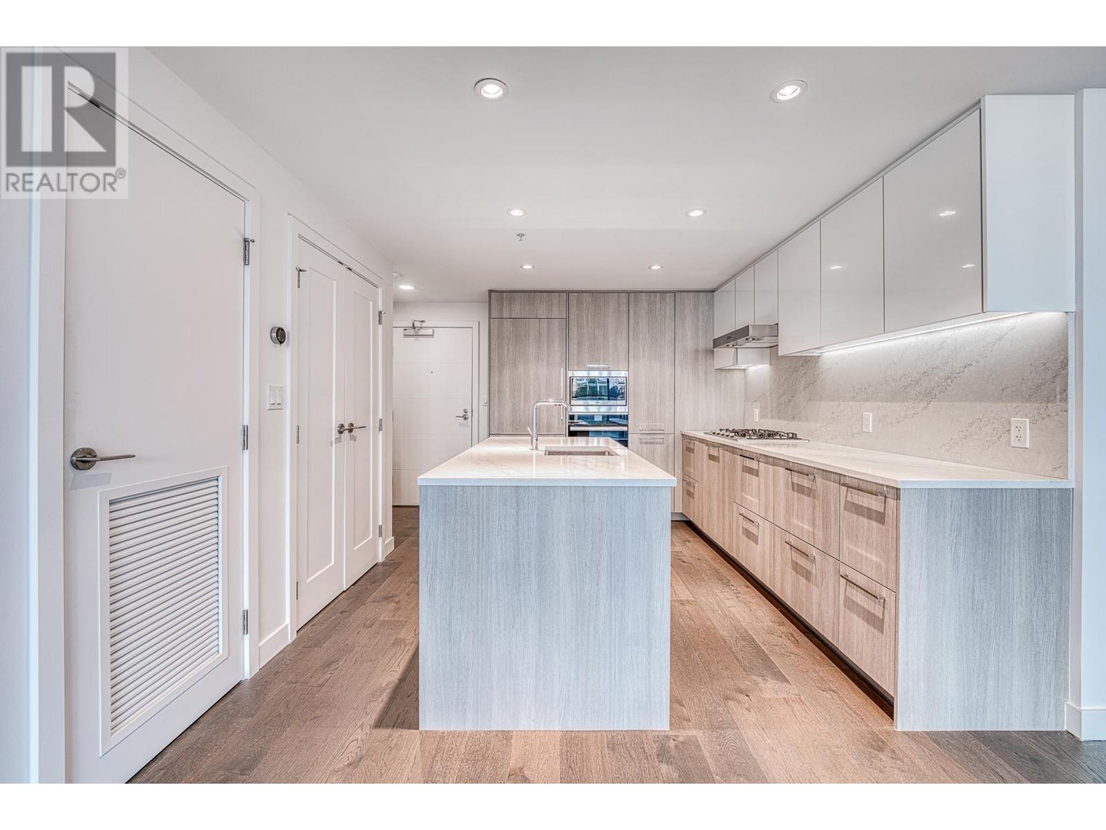 Property at 600 8155 CAPSTAN WAY image 3