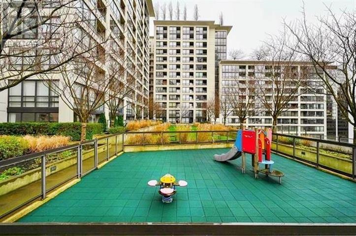 1602 938 Smithe Street, Vancouver, British Columbia  V6Z 3H8 - Photo 13 - R2976149