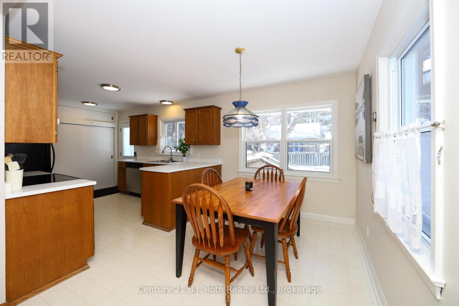 983 Clarence Street, North Bay, Ontario  P1B 3W1 - Photo 9 - X11977562