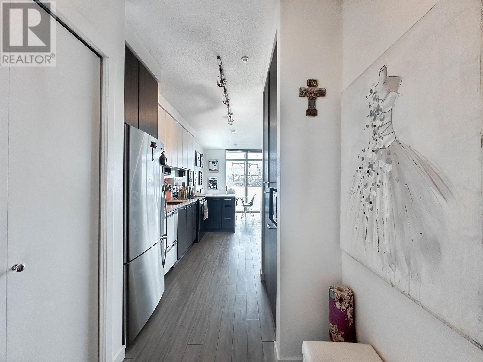 302 4310 Hastings Street, Burnaby, British Columbia  V5C 2J9 - Photo 6 - R2981185