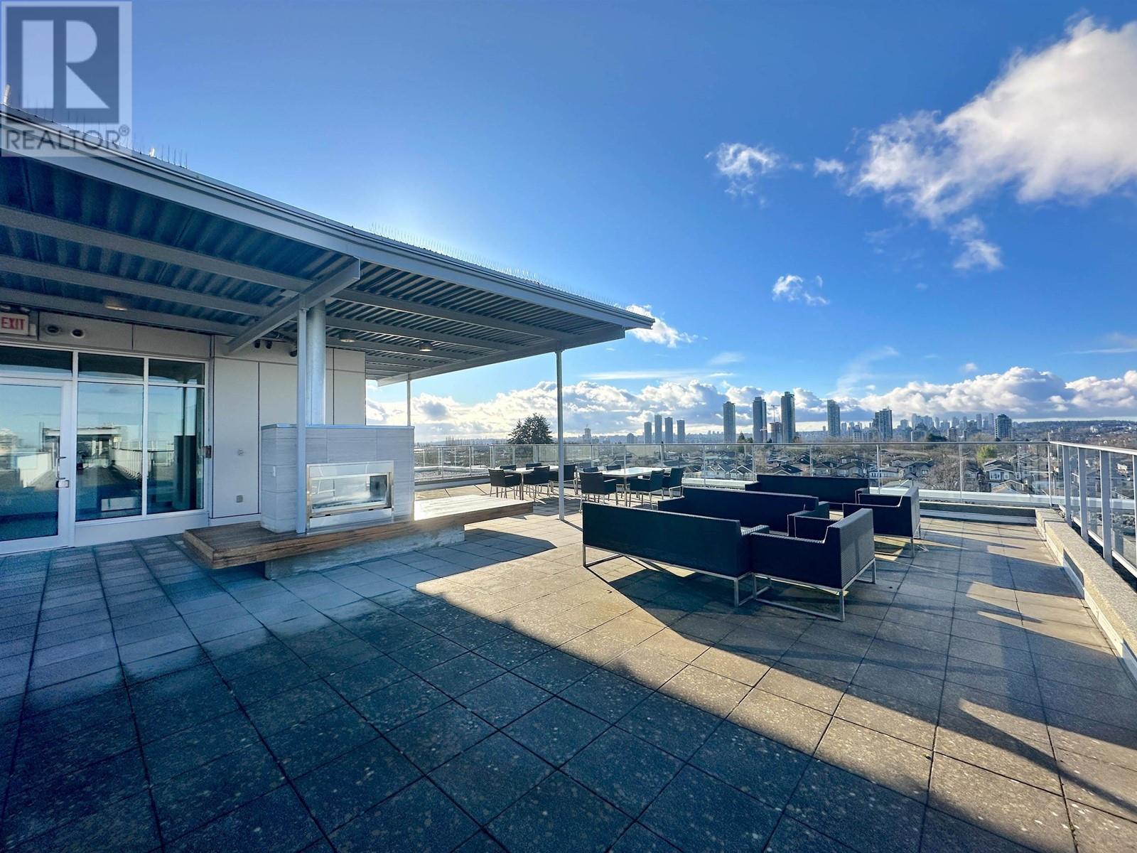 302 4310 HASTINGS STREET, burnaby, British Columbia