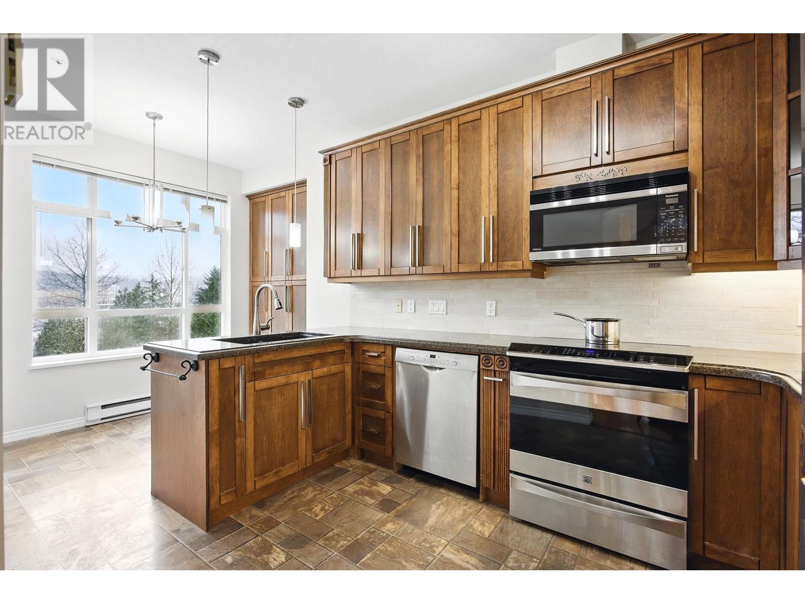 301 3001 Terravista Place, Port Moody, British Columbia  V3H 5A2 - Photo 10 - R2980648