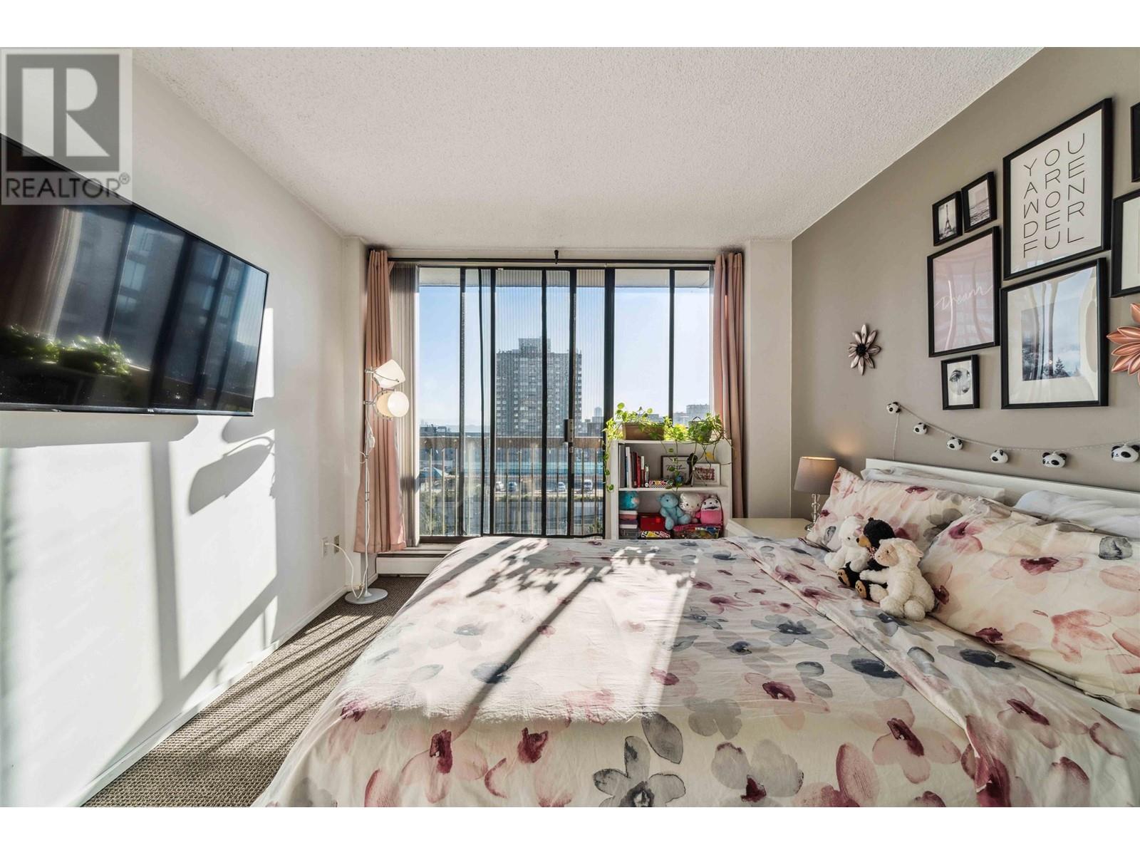 1005 620 Seventh Avenue, New Westminster, British Columbia  V3M 5T6 - Photo 10 - R2981067
