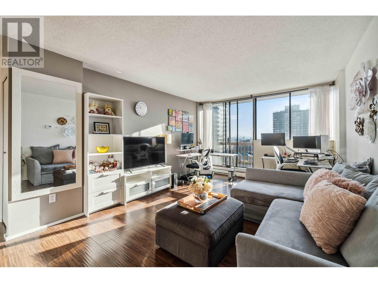 Property at 1005 620 SEVENTH AVENUE image 3
