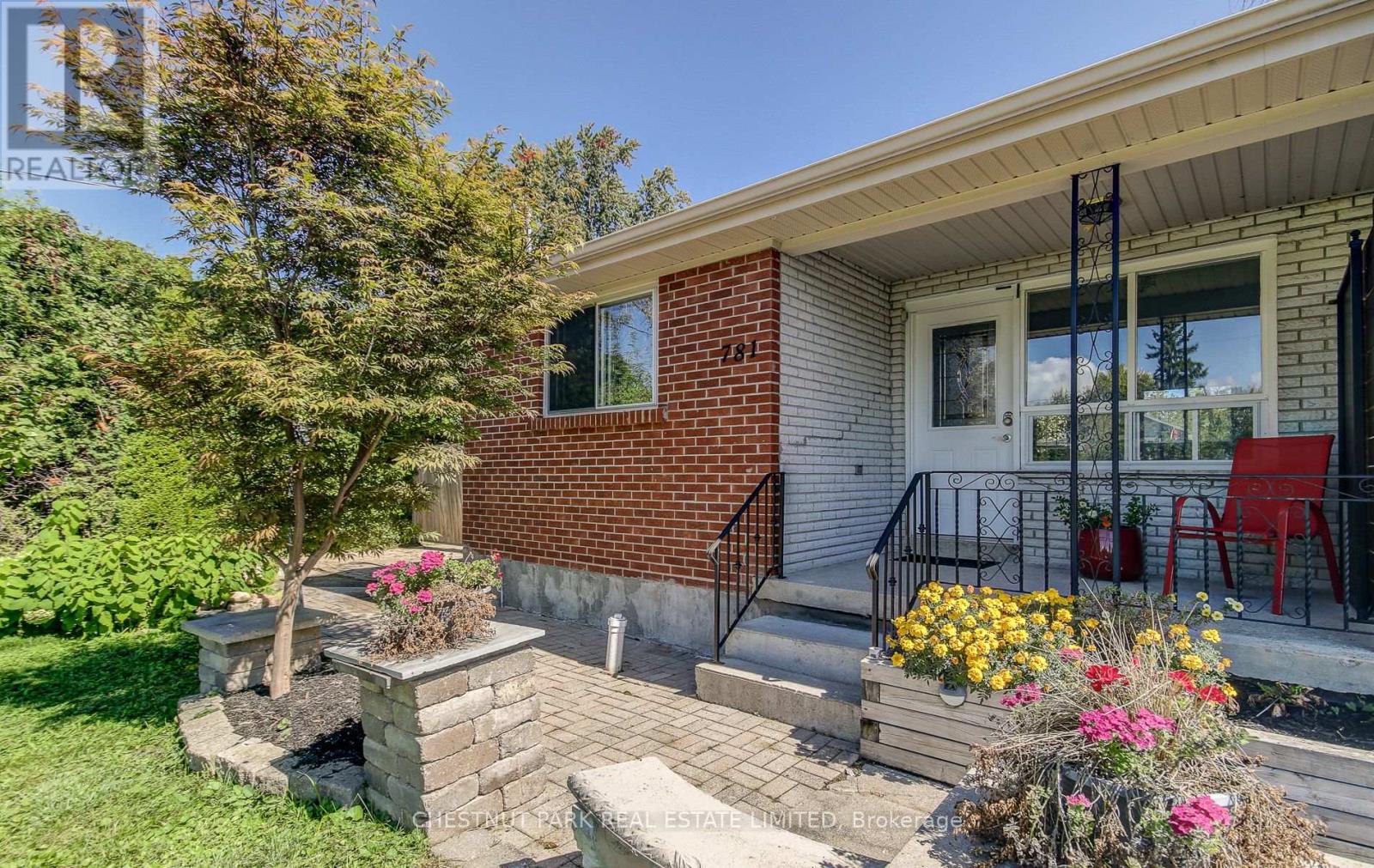 Property at 781 THIRD AVENUE image 2
