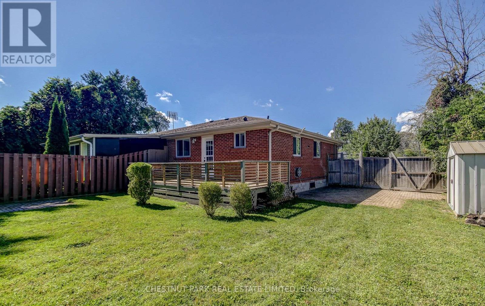 781 Third Avenue, Georgina, Ontario  L0E 1S0 - Photo 22 - N12038413