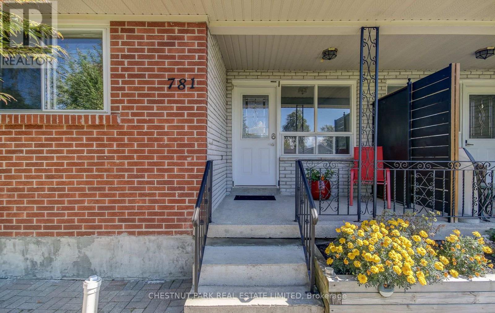 Property at 781 THIRD AVENUE image 3
