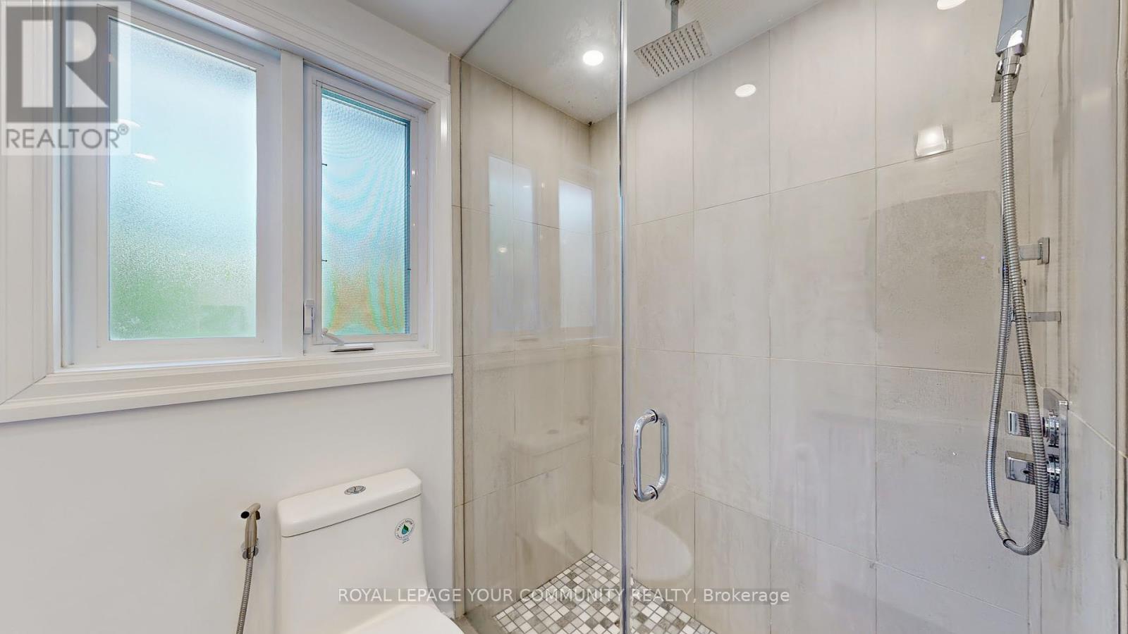 50 Barrydale Crescent, Toronto, Ontario  M3B 3E2 - Photo 28 - C12038190