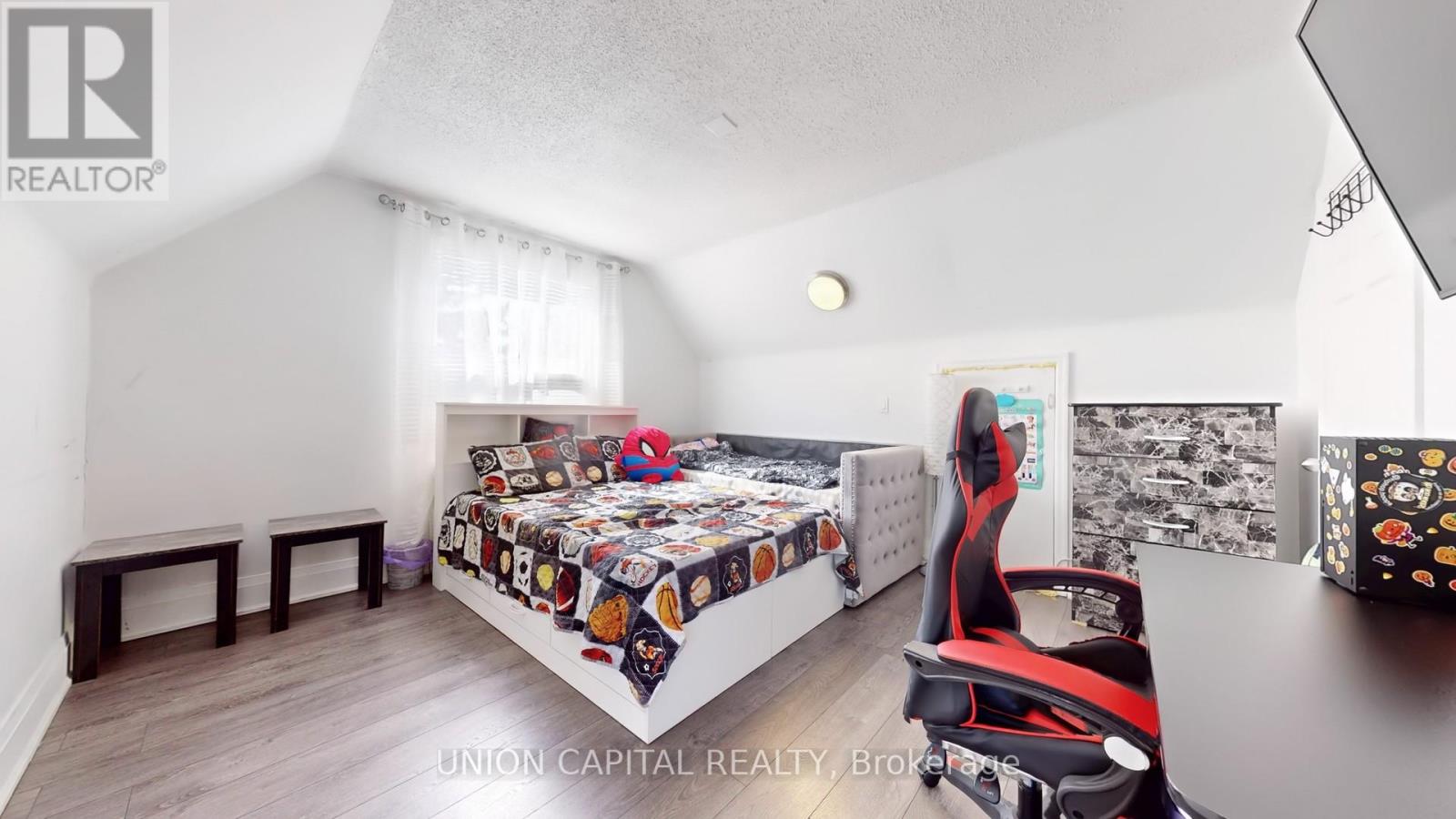 15 Mcarthur Street, Toronto, Ontario  M9P 3M6 - Photo 8 - W12032132