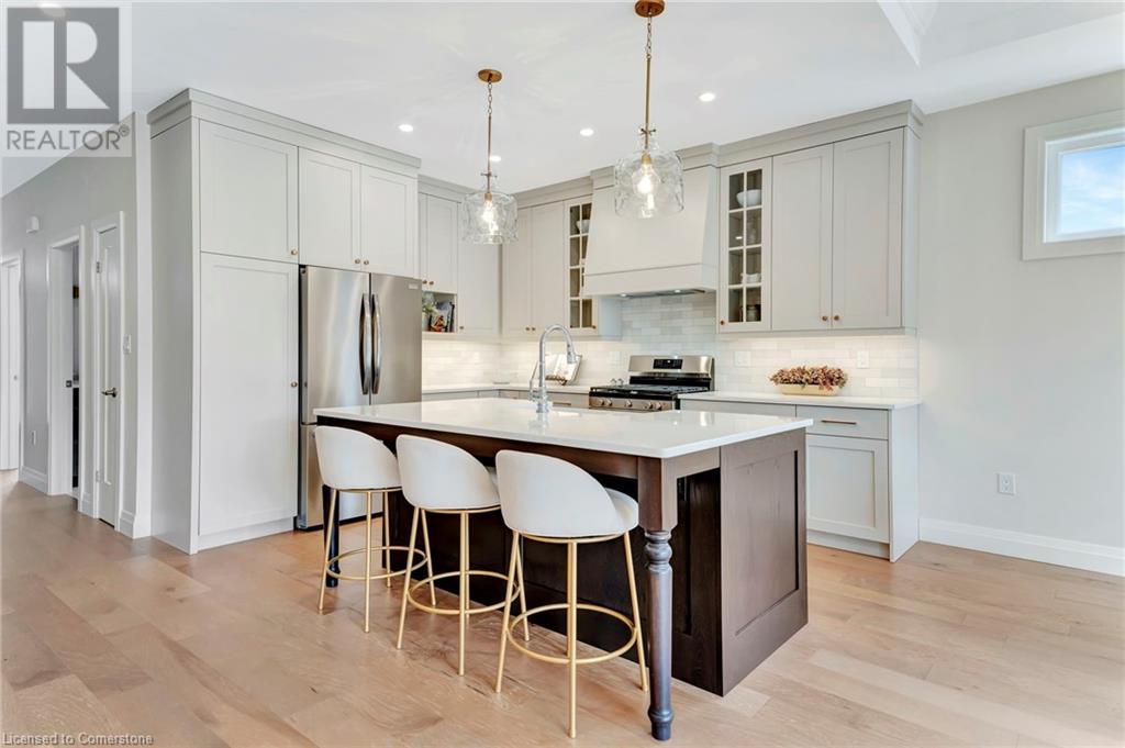Property at 605 ST. ANDREW Street image 5