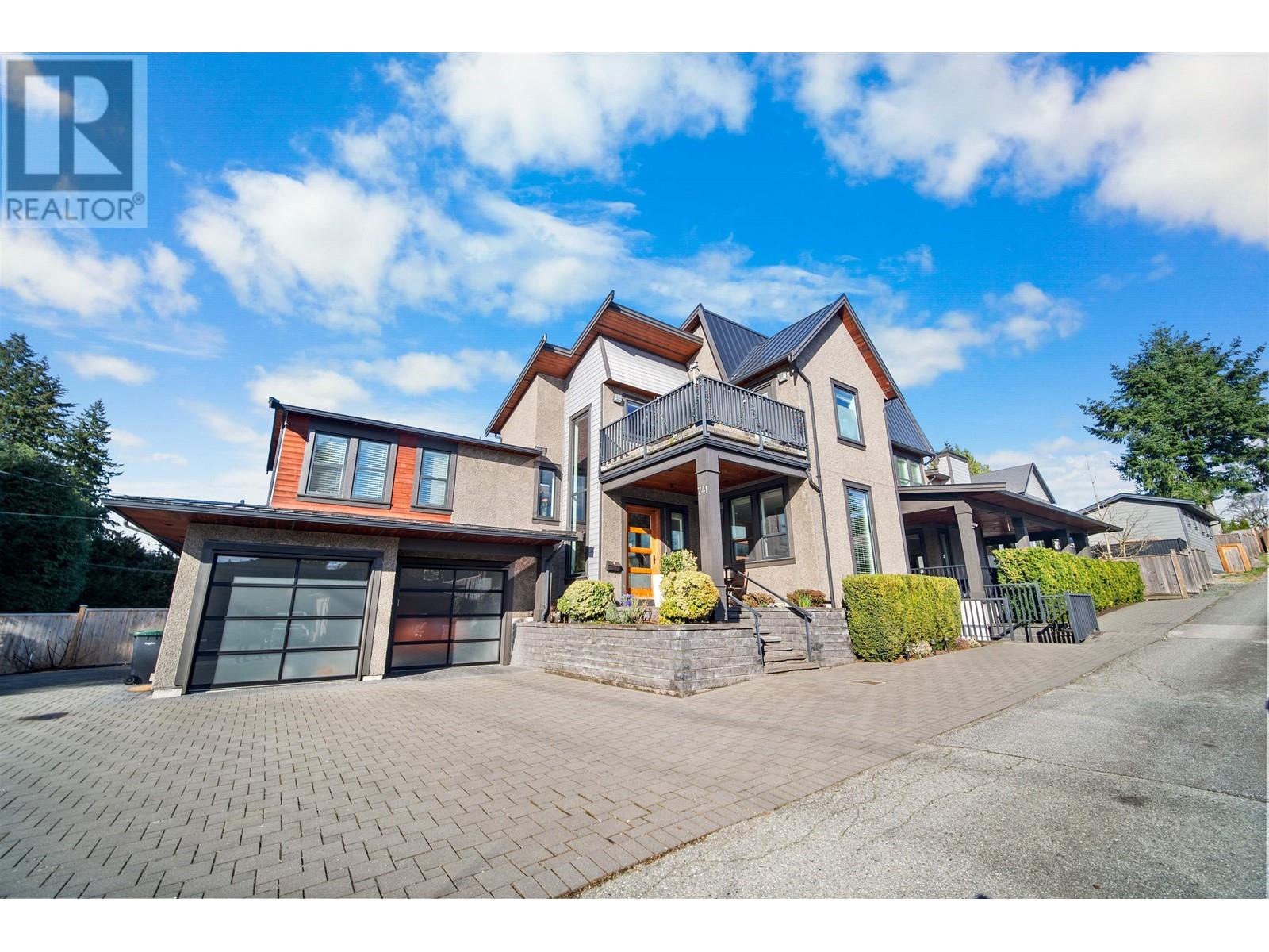 741 Blue Mountain Street, Coquitlam, British Columbia  V3J 4S3 - Photo 1 - R2981173