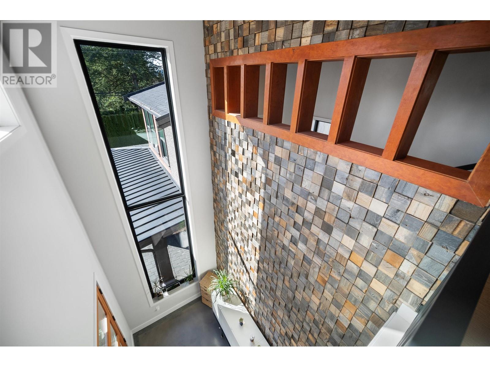 741 Blue Mountain Street, Coquitlam, British Columbia  V3J 4S3 - Photo 24 - R2981173