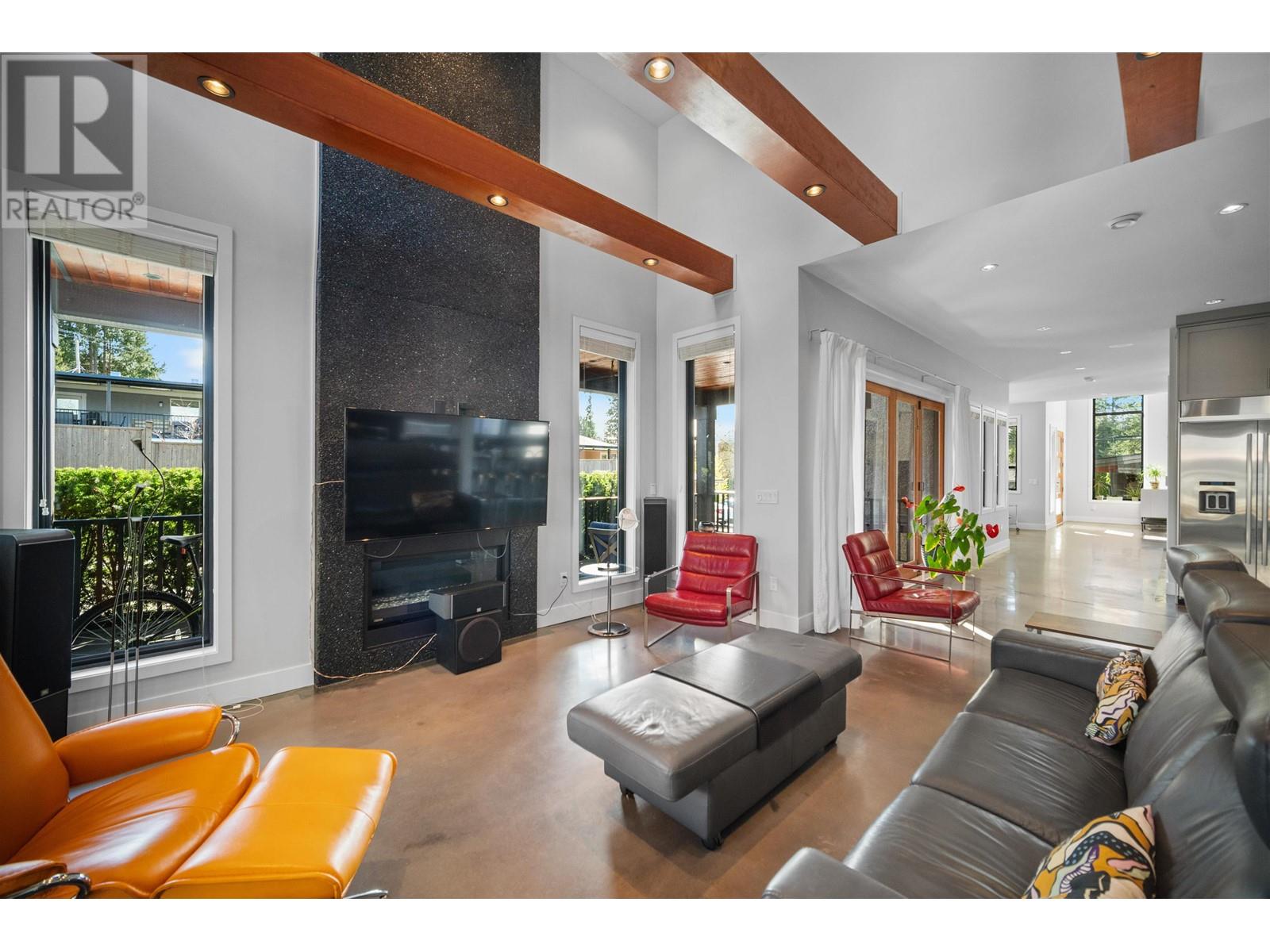741 Blue Mountain Street, Coquitlam, British Columbia  V3J 4S3 - Photo 13 - R2981173
