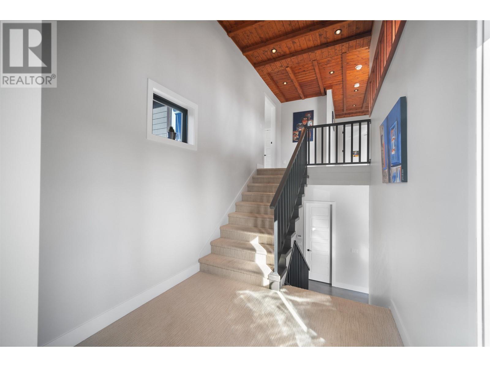 741 Blue Mountain Street, Coquitlam, British Columbia  V3J 4S3 - Photo 20 - R2981173