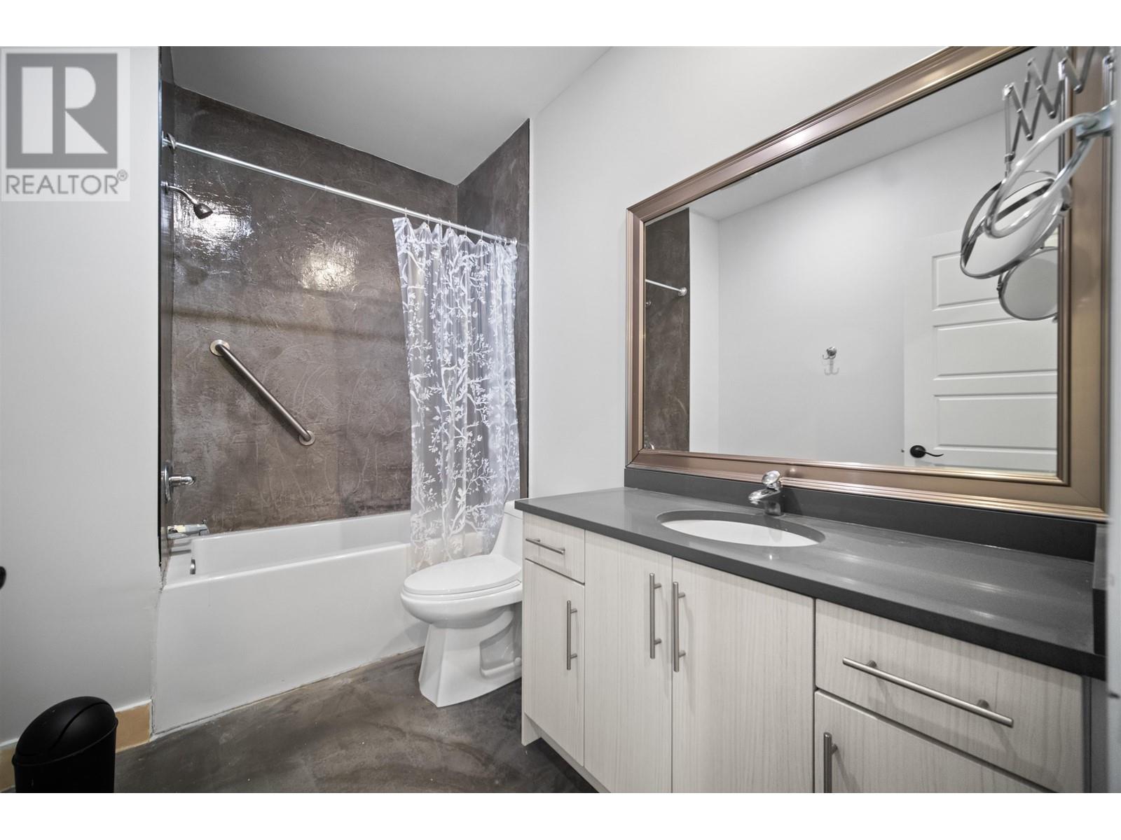 741 Blue Mountain Street, Coquitlam, British Columbia  V3J 4S3 - Photo 37 - R2981173