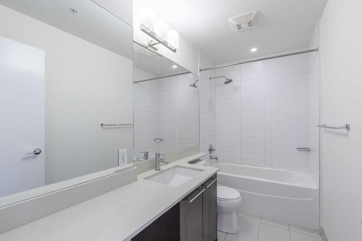 1009 13399 104 Avenue, Surrey, British Columbia  V3T 0C9 - Photo 7 - R2981172