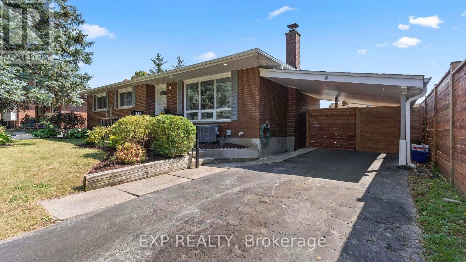 6 Genevive Crescent