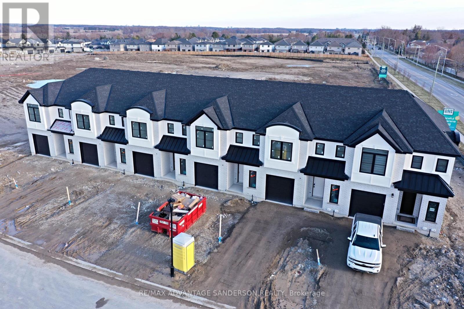 205 Bowman Drive, Middlesex Centre, Ontario  N0M 2A0 - Photo 9 - X12005225