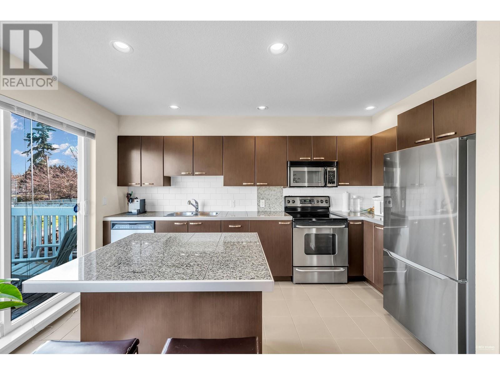 21 9533 Granville Avenue, Richmond, British Columbia  V6Y 1P9 - Photo 5 - R2981123