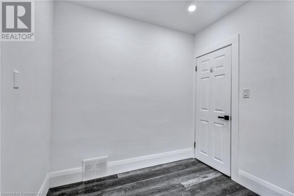 1161 King Street W, Hamilton, Ontario  L9S 1M3 - Photo 16 - 40709568