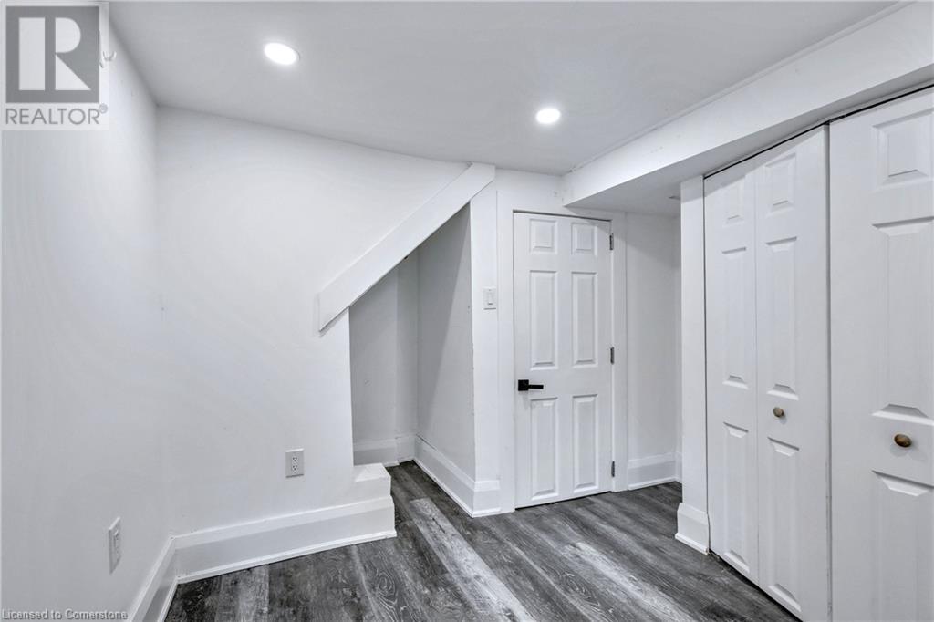 1161 King Street W, Hamilton, Ontario  L9S 1M3 - Photo 34 - 40709568