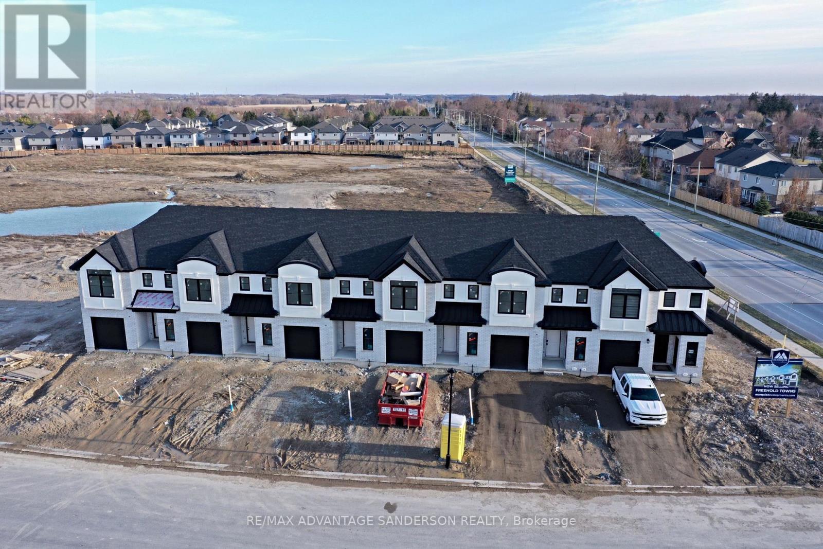 205 Bowman Drive, Middlesex Centre, Ontario  N0M 2A0 - Photo 1 - X12005225