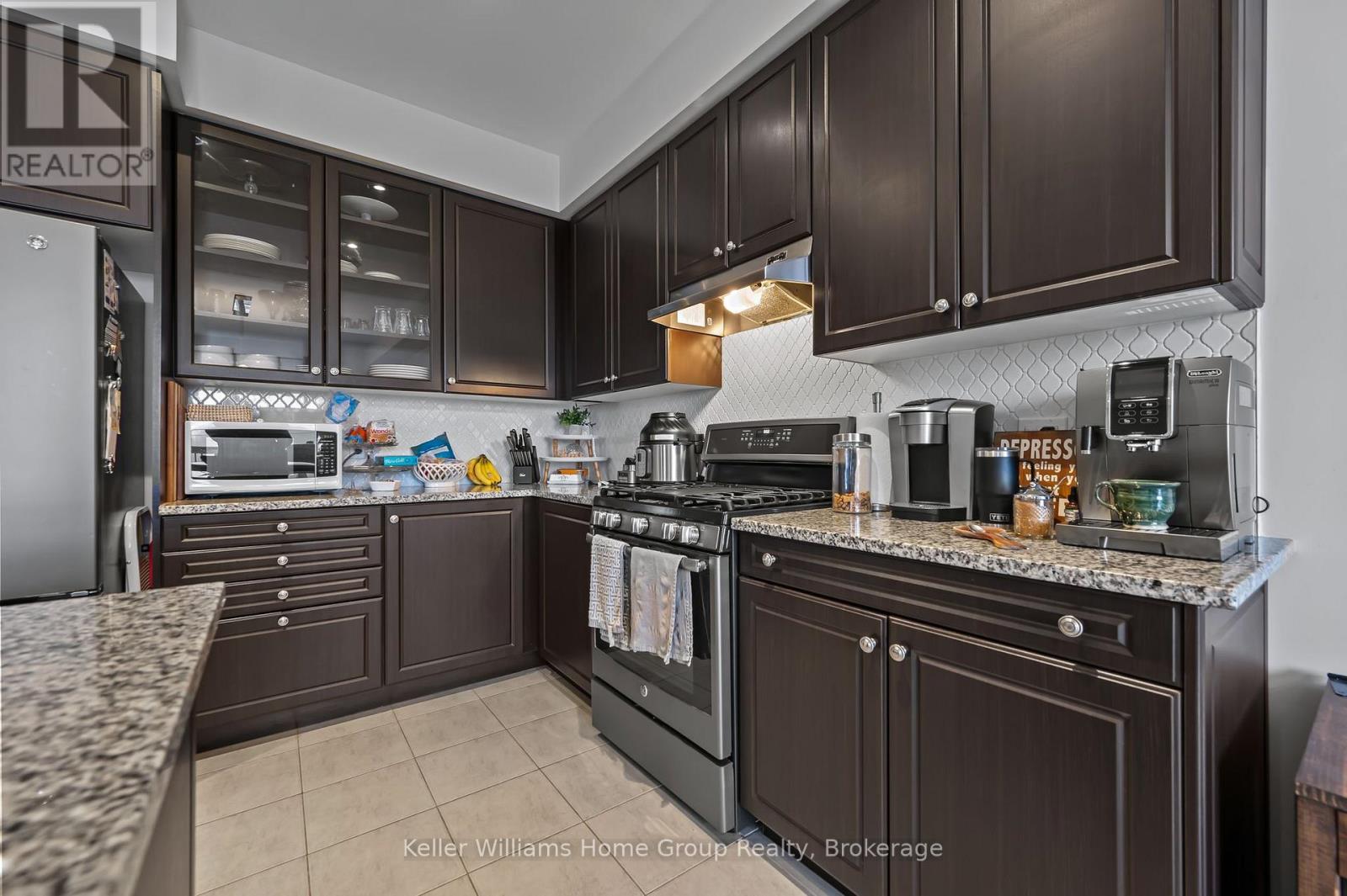 31 Kay Crescent, Centre Wellington, Ontario  N1M 2B2 - Photo 11 - X12038504