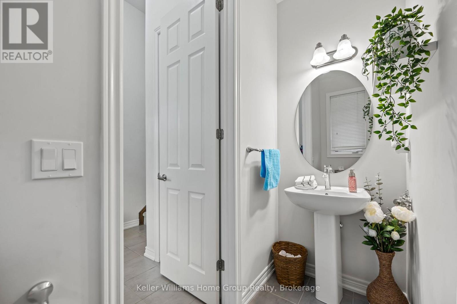 31 Kay Crescent, Centre Wellington, Ontario  N1M 2B2 - Photo 15 - X12038504