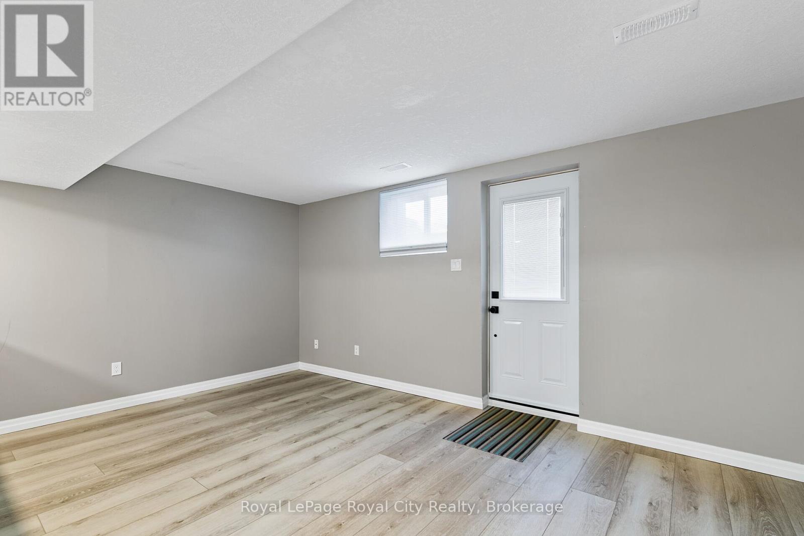 1 Huntington Place, Guelph, Ontario  N1G 4C9 - Photo 39 - X12038526