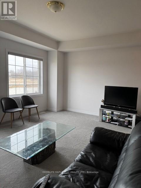 Property at 4 ELSEGOOD DRIVE E image 2