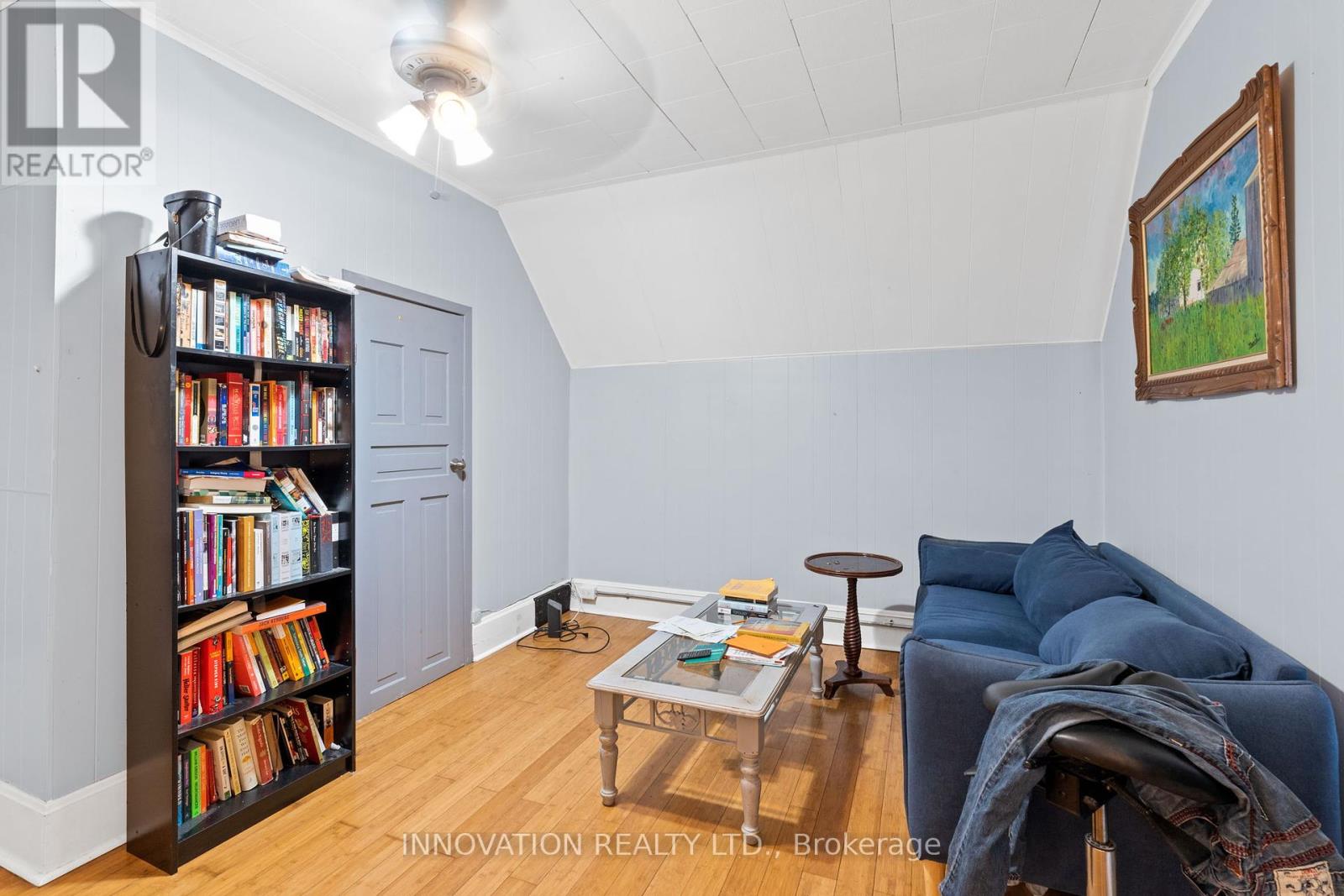 Property at 55 LAKE AVENUE E image 3