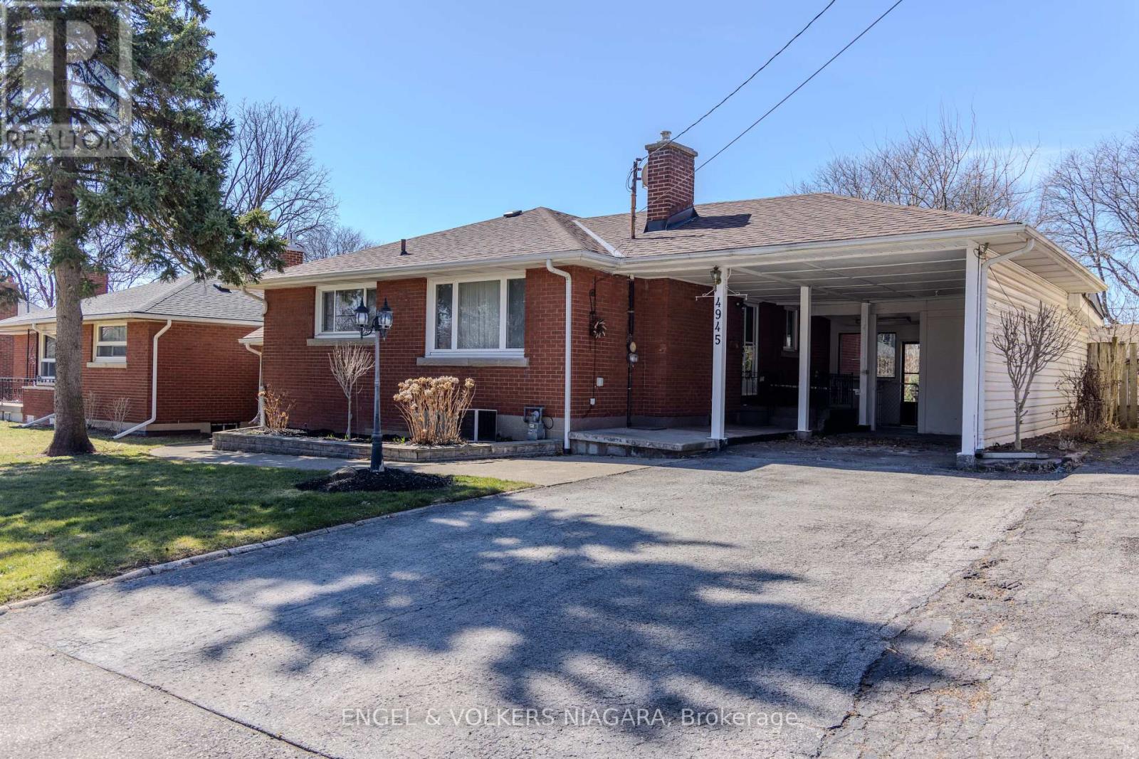Property at 4945 PORTAGE ROAD image 1