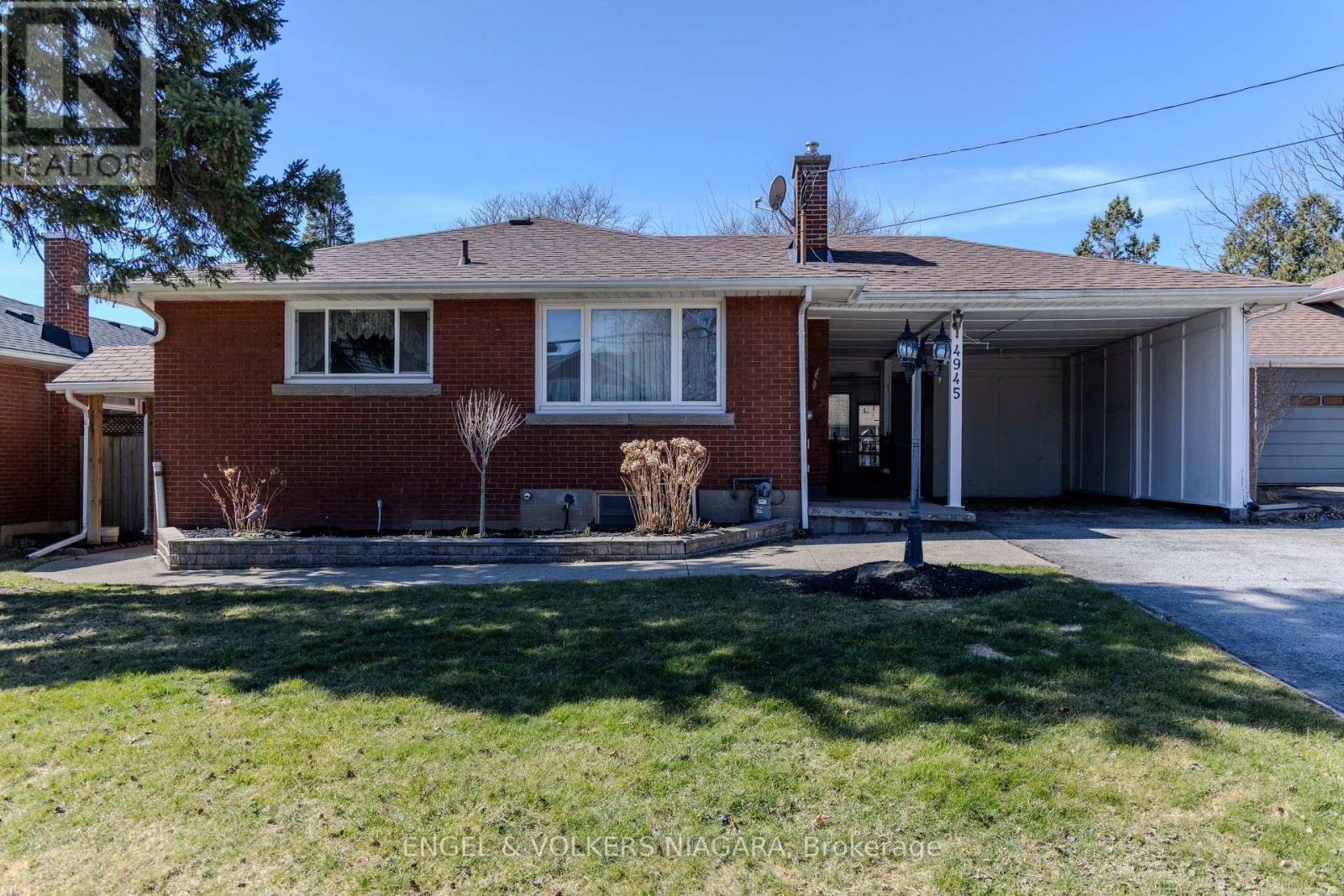 Property at 4945 PORTAGE ROAD image 2