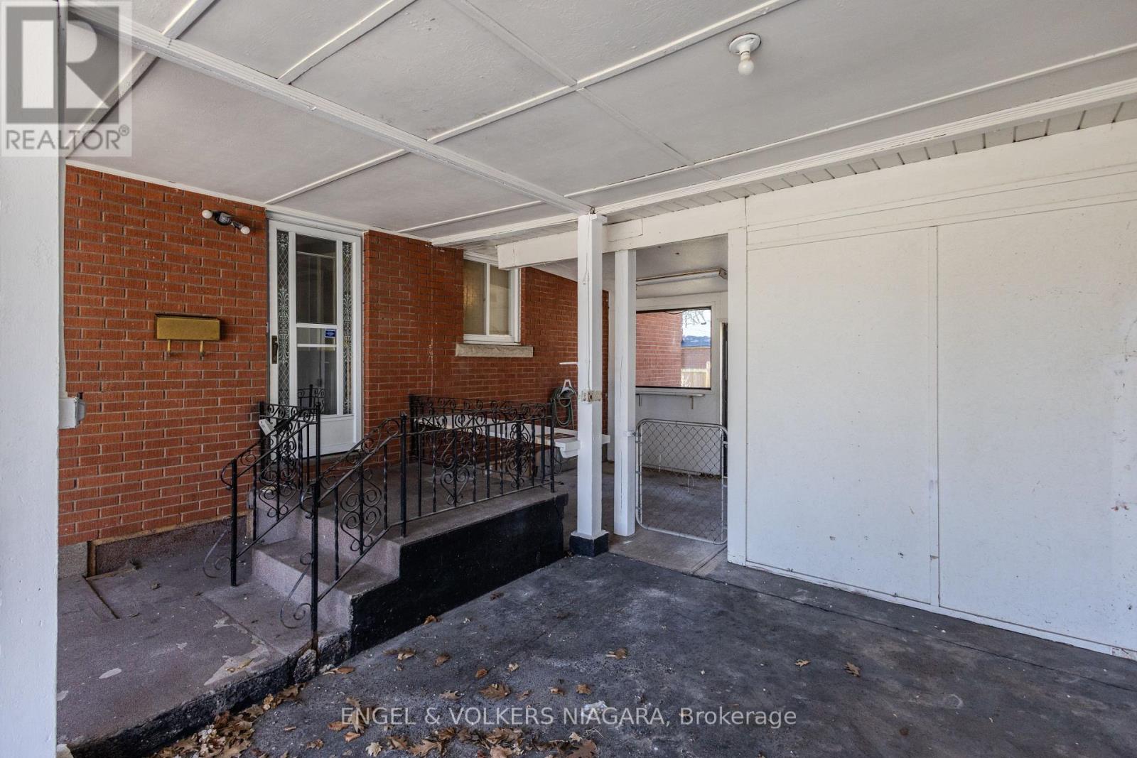 Property at 4945 PORTAGE ROAD image 4