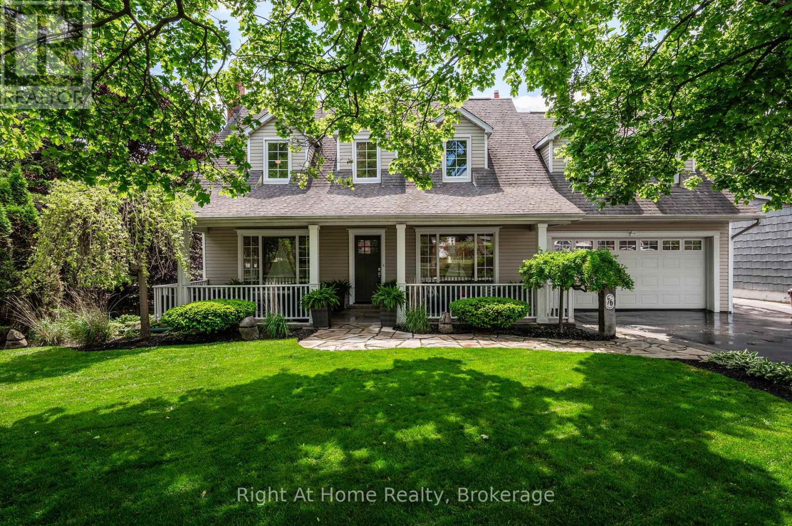 76 BROCK STREET W, Oakville, Ontario
