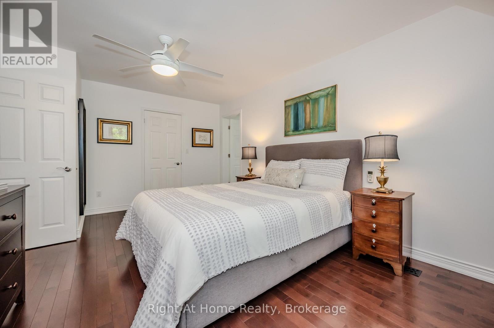 76 Brock Street W, Oakville, Ontario  L6K 2Z1 - Photo 14 - W12038641