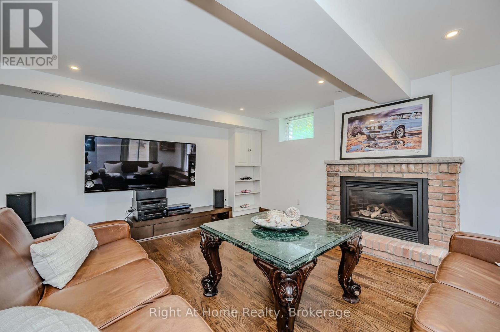 76 Brock Street W, Oakville, Ontario  L6K 2Z1 - Photo 25 - W12038641