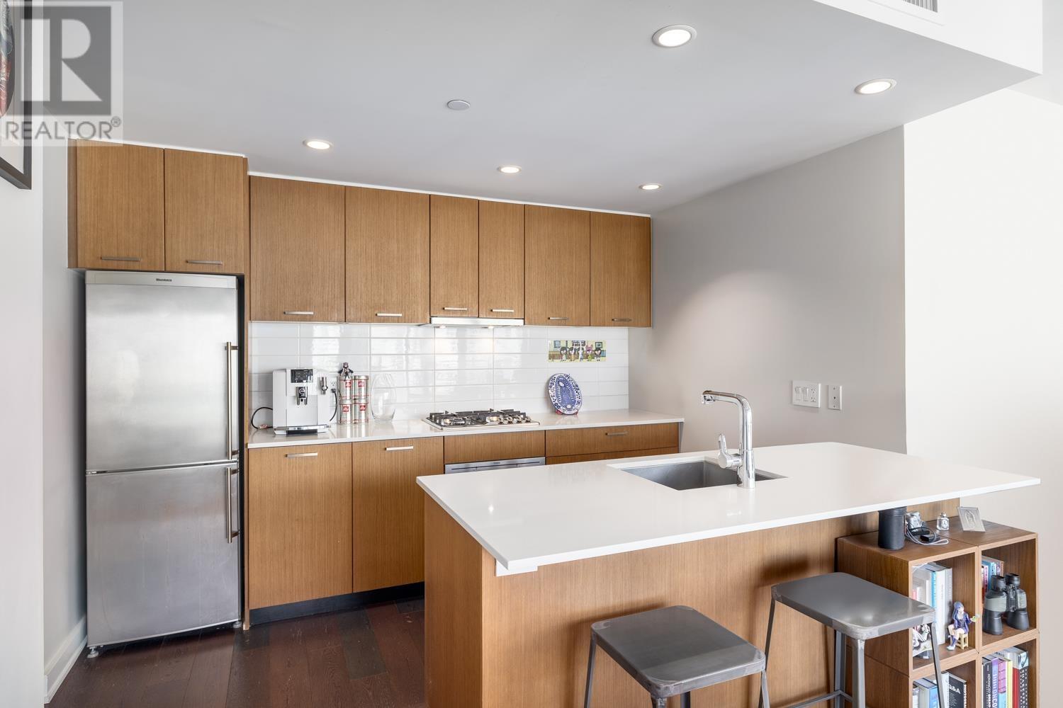 2803 1372 Seymour Street, Vancouver, British Columbia  V6B 0L1 - Photo 3 - R2981192