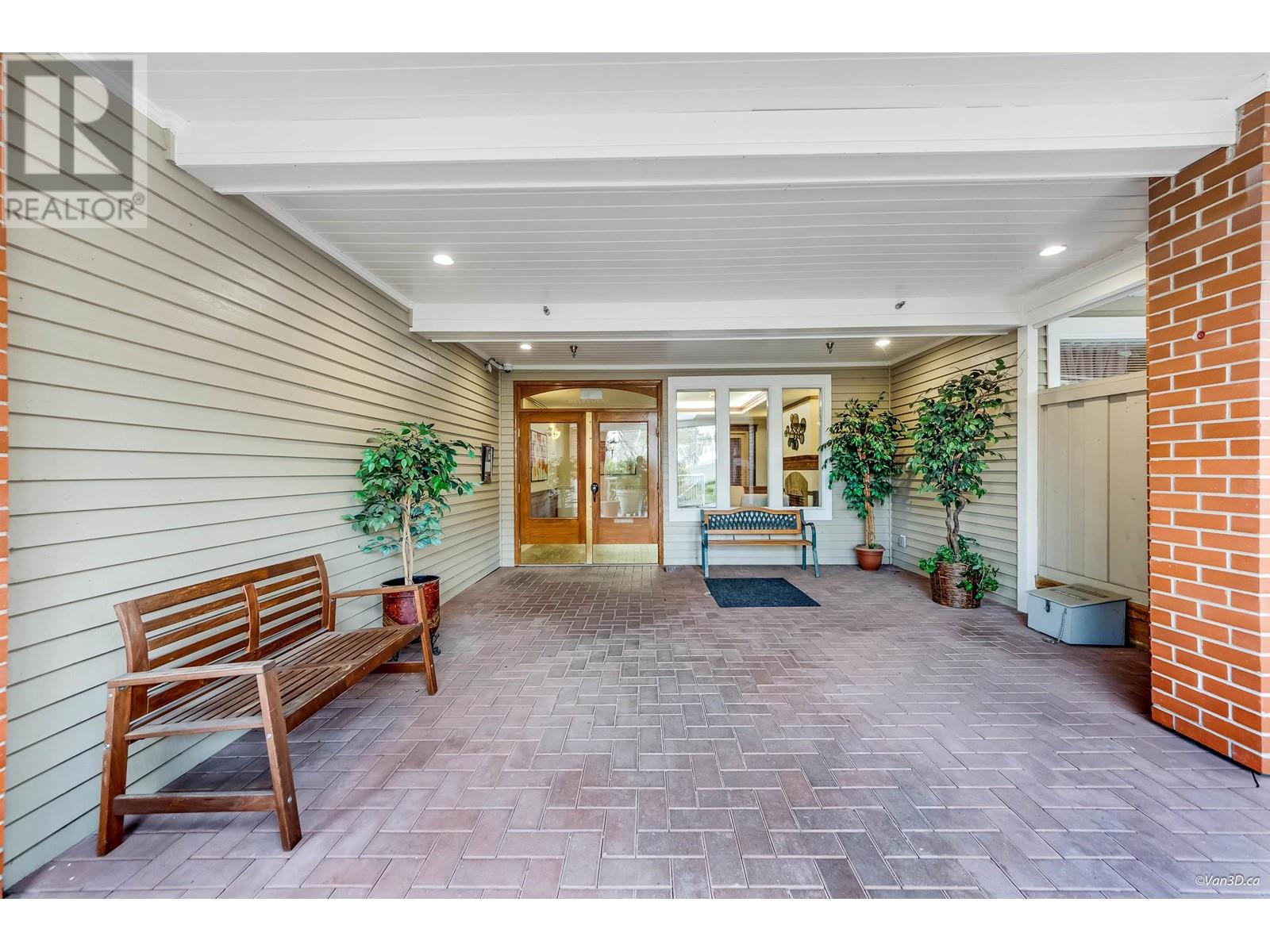 205 5270 Oakmount Crescent, Burnaby, British Columbia  V5H 4S1 - Photo 22 - R2981237